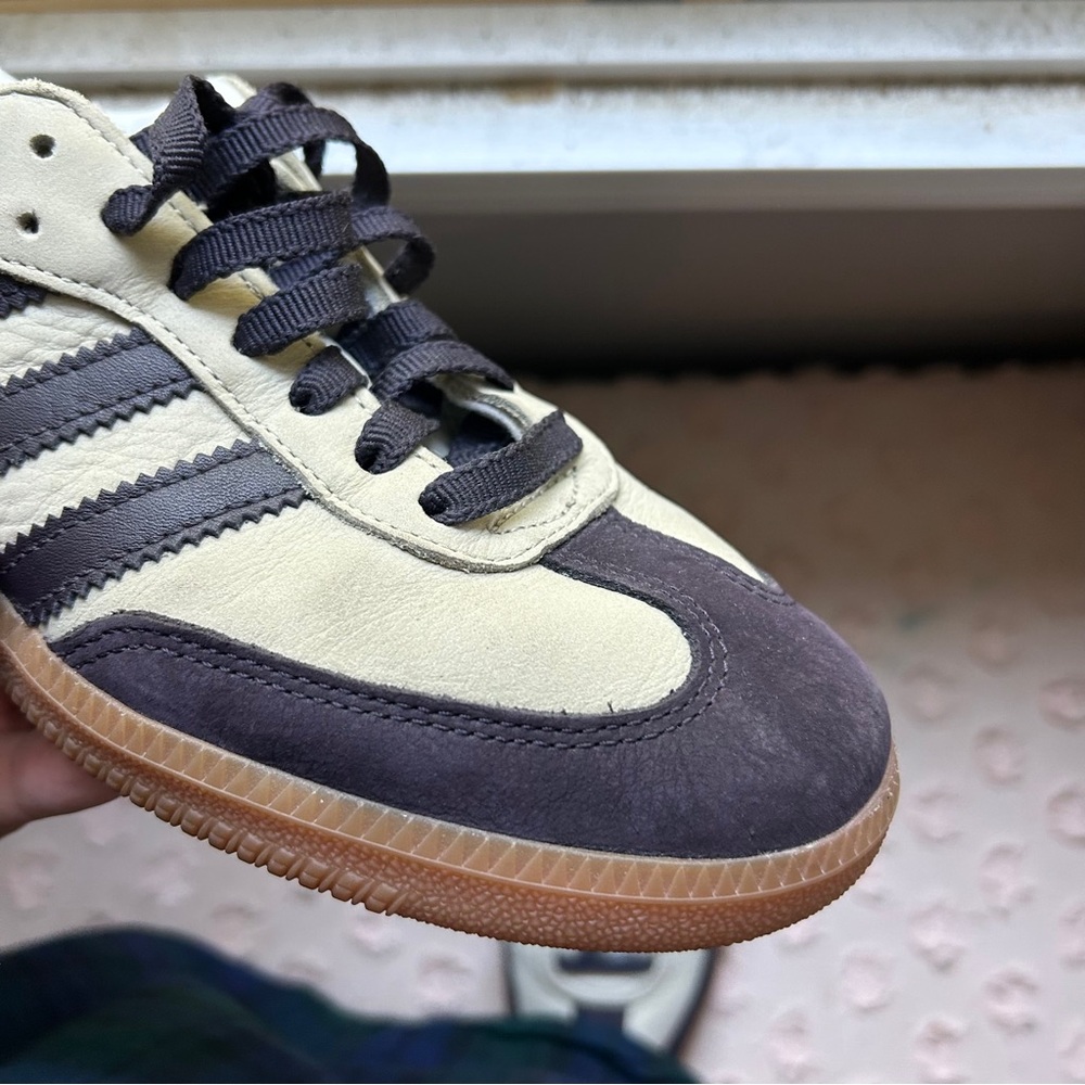 adidas Samba Sneakers in Black and Cream - Picture 2 of 4